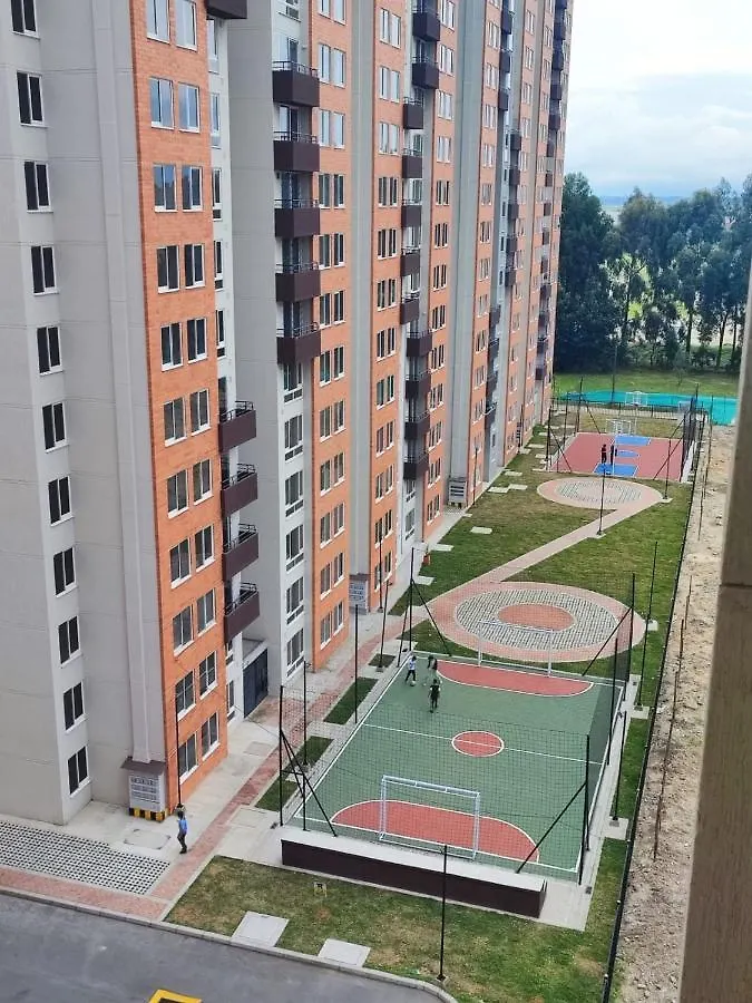 Bogota Apartment Near Dorado Airport Habitación en casa particular